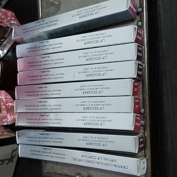 9 Lip designer retractable fill contour lip liners bundle - Picture 5 of 7